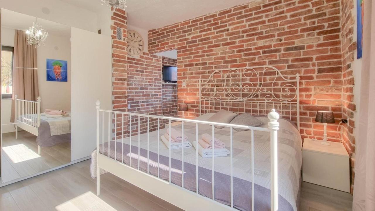 Enio Apartamento Novigrad Istria Exterior foto
